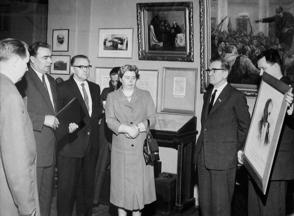 Leonid ja Leo, Lenin-museo